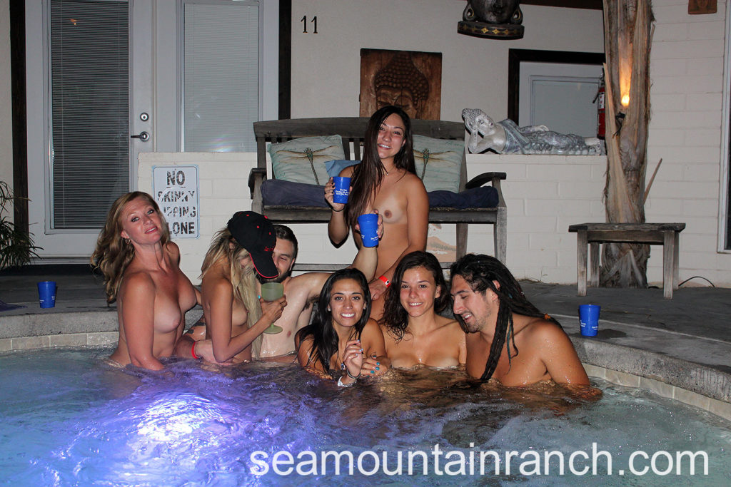 Sea Mountain Nude Lifestyles Spa Resort 760-251-4744