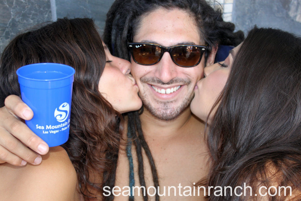 Sea Mountain Nude Lifestyles Spa Resort 760-251-4744